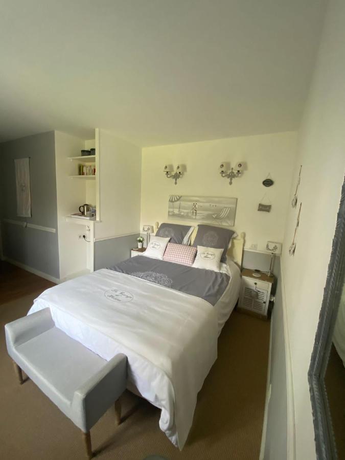 La Grange D'Helene Bed & Breakfast Cholet Eksteriør bilde