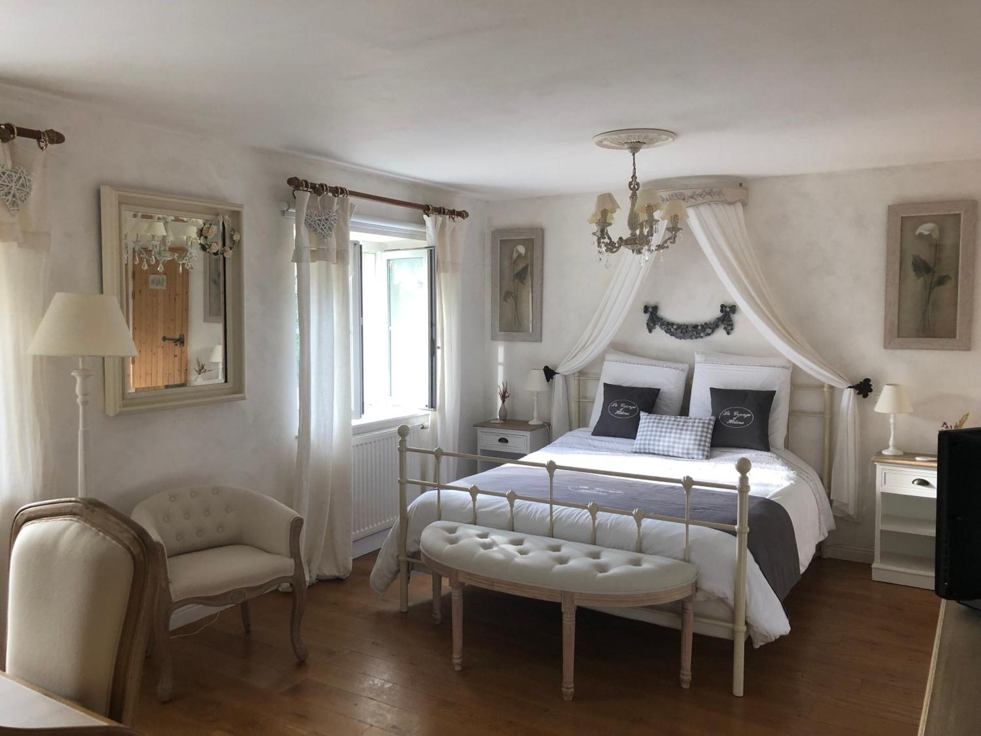 La Grange D'Helene Bed & Breakfast Cholet Eksteriør bilde